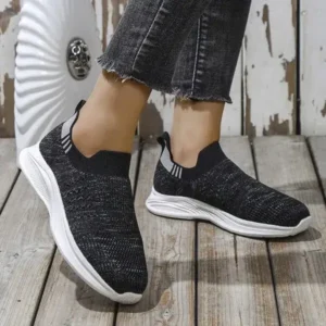 Demoshoes Women Fashion Round Toe Slip-On Flat Non-Slip Lightweight Sneakers