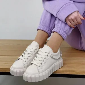 Demoshoes Fashion Metal Chain Front Lace Up Platform Sneakers